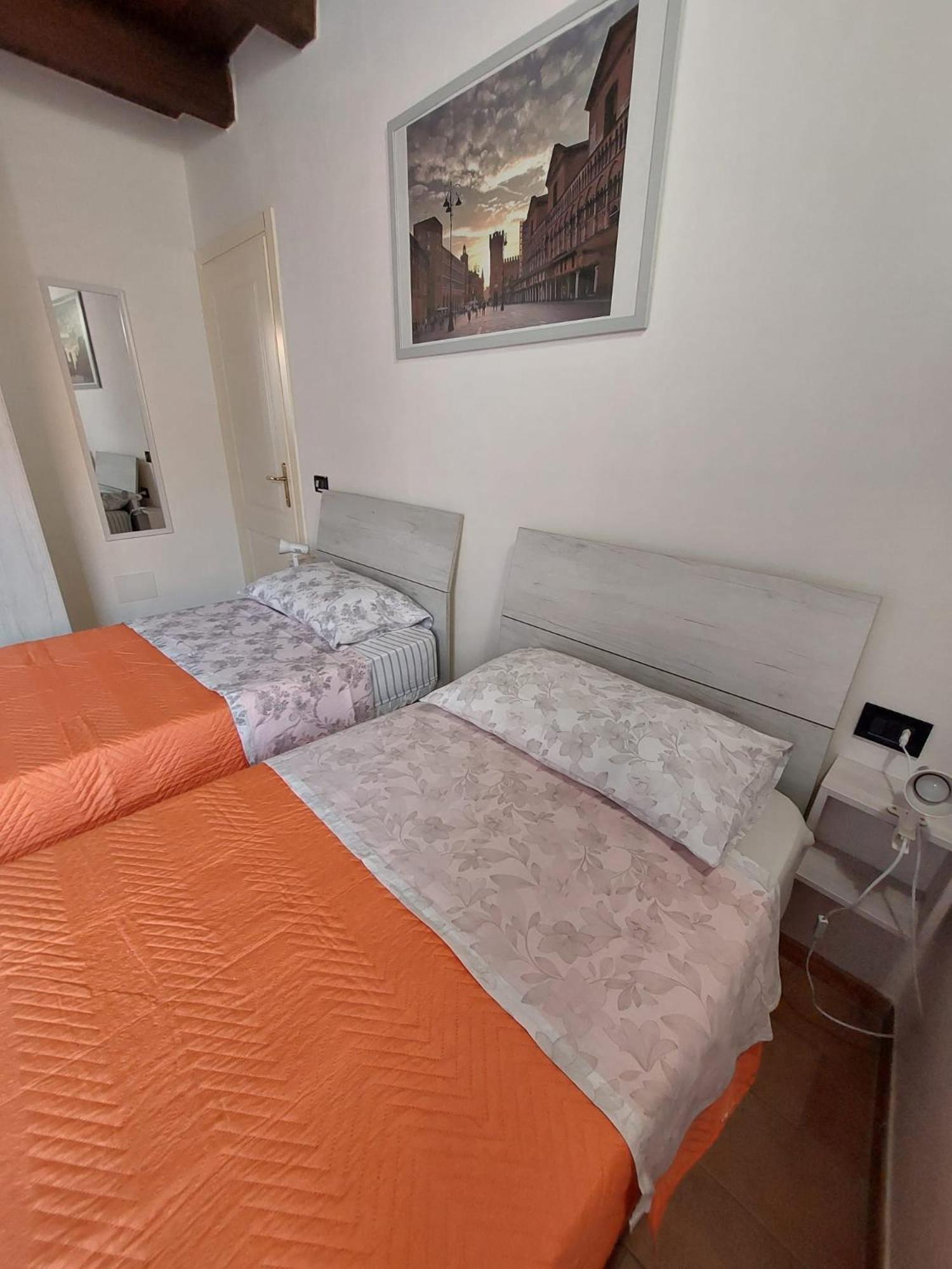 Dodo'S House Hotel Ferrara Exterior foto