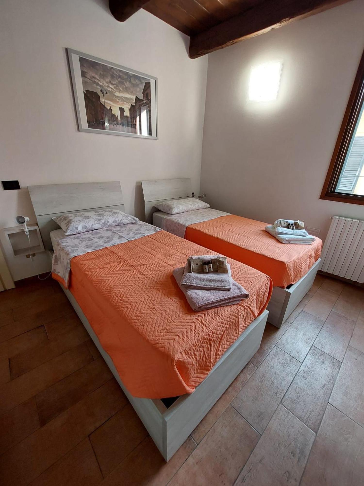 Dodo'S House Hotel Ferrara Exterior foto
